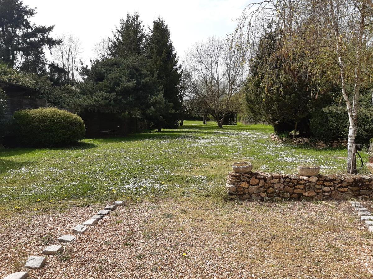 Au Charme De L'Eure Bed and Breakfast Villiers-le-Morhier Exteriör bild